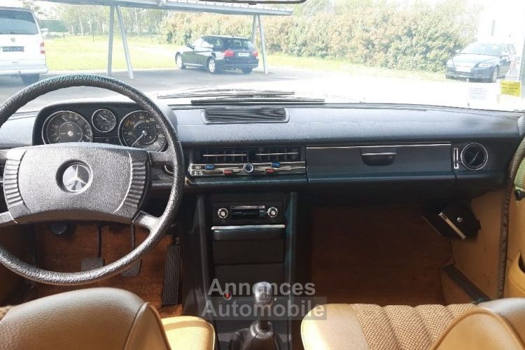 Mercedes 220 D W115 - <small></small> 24.990 € <small>TTC</small> - #7