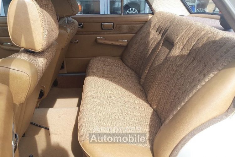 Mercedes 220 D W115 - <small></small> 24.990 € <small>TTC</small> - #9