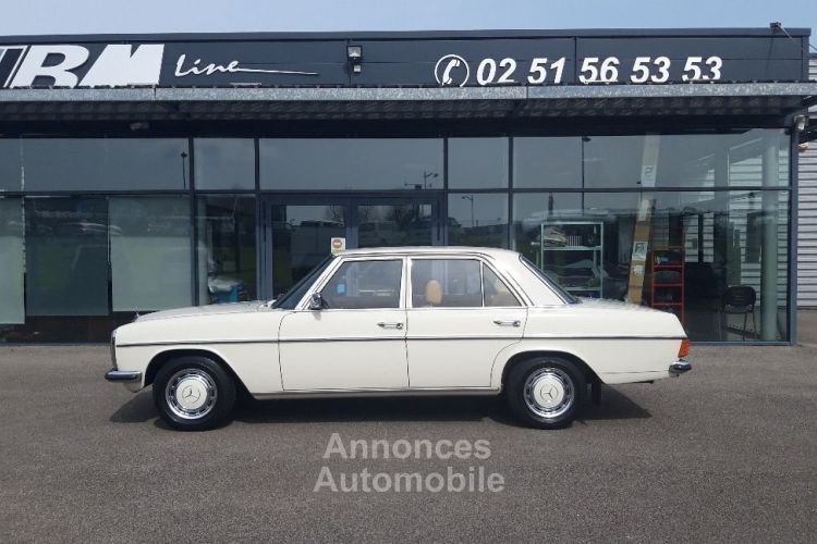 Mercedes 220 D W115 - <small></small> 24.990 € <small>TTC</small> - #10