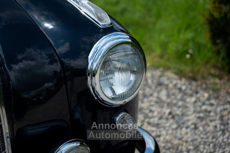 Mercedes 220 S - Ponton Cabriolet - <small></small> 140.000 € <small>TTC</small> - #9