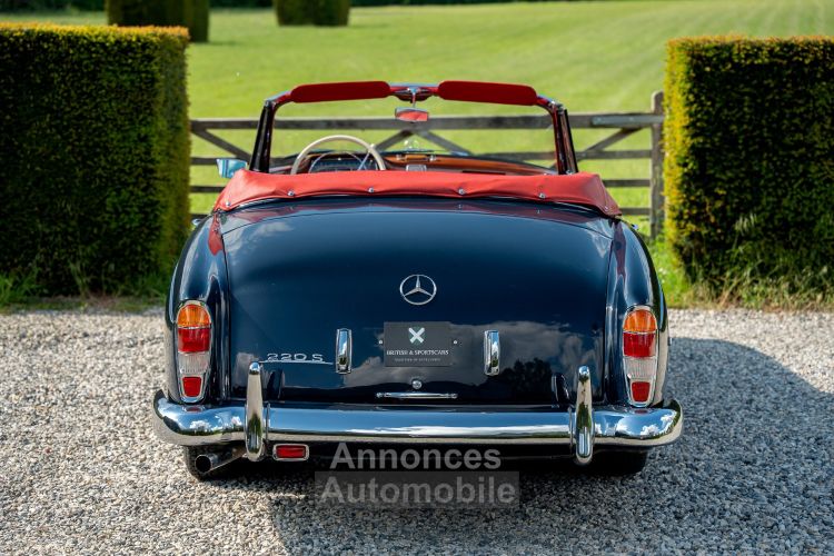 Mercedes 220 S - Ponton Cabriolet - <small></small> 140.000 € <small>TTC</small> - #18