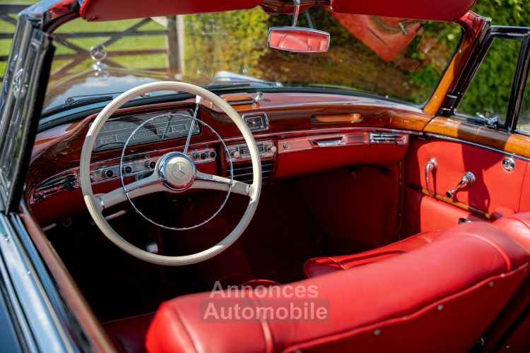 Mercedes 220 S - Ponton Cabriolet - <small></small> 140.000 € <small>TTC</small> - #21