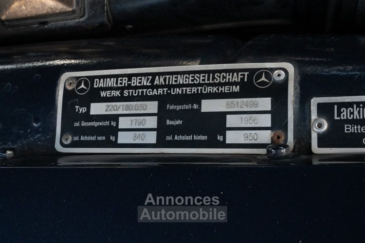 Mercedes 220 S - Ponton Cabriolet - <small></small> 140.000 € <small>TTC</small> - #40