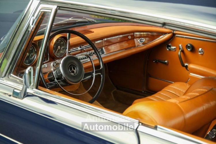 Mercedes 220 SEb C W111 Coupé Sunroof Automatic - <small></small> 34.900 € <small>TTC</small> - #17