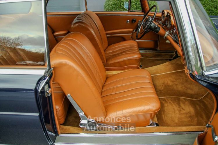 Mercedes 220 SEb C W111 Coupé Sunroof Automatic - <small></small> 34.900 € <small>TTC</small> - #23