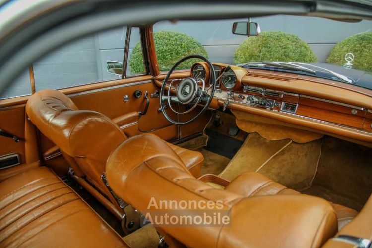 Mercedes 220 SEb C W111 Coupé Sunroof Automatic - <small></small> 34.900 € <small>TTC</small> - #28