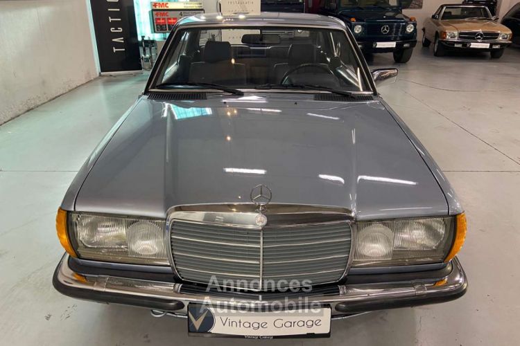 Mercedes 230 CE - <small></small> 12.750 € <small>TTC</small> - #3