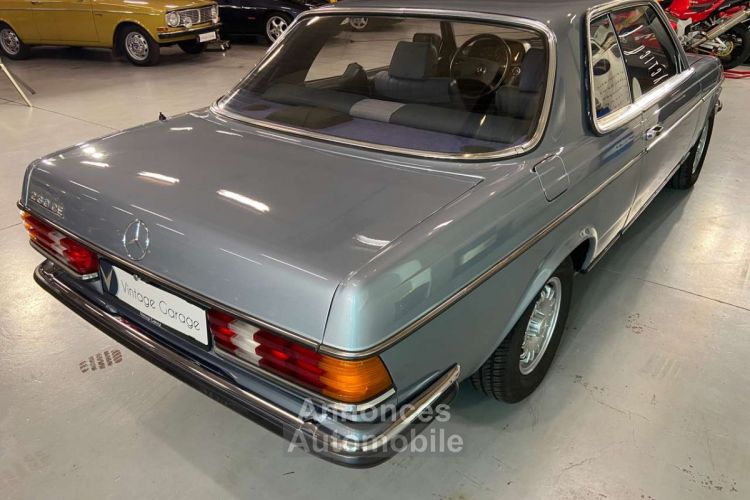 Mercedes 230 CE - <small></small> 12.750 € <small>TTC</small> - #10