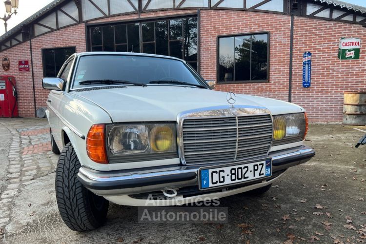 Mercedes 230 Mercedes 230c Cg Collection - <small></small> 4.500 € <small></small> - #13