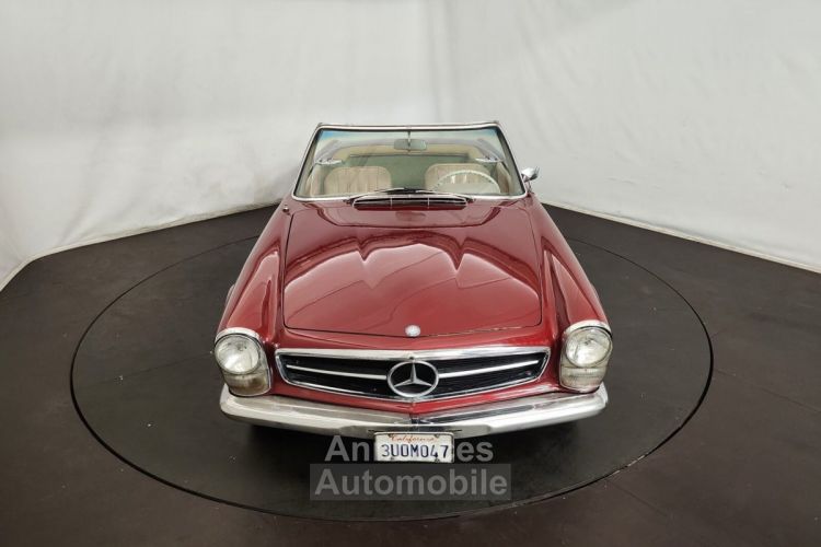 Mercedes 230 SL Pagode - <small></small> 47.500 € <small>TTC</small> - #7