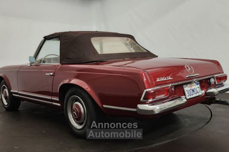 Mercedes 230 SL Pagode - <small></small> 47.500 € <small>TTC</small> - #23