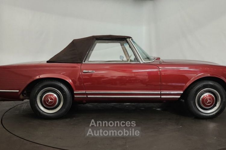 Mercedes 230 SL Pagode - <small></small> 47.500 € <small>TTC</small> - #27