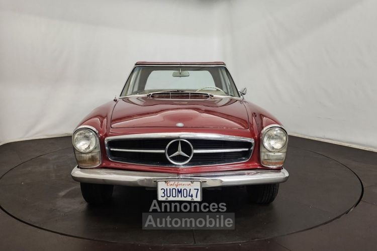 Mercedes 230 SL Pagode - <small></small> 47.500 € <small>TTC</small> - #30