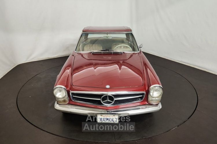 Mercedes 230 SL Pagode - <small></small> 47.500 € <small>TTC</small> - #31