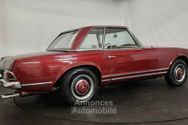 Mercedes 230 SL Pagode - <small></small> 47.500 € <small>TTC</small> - #37