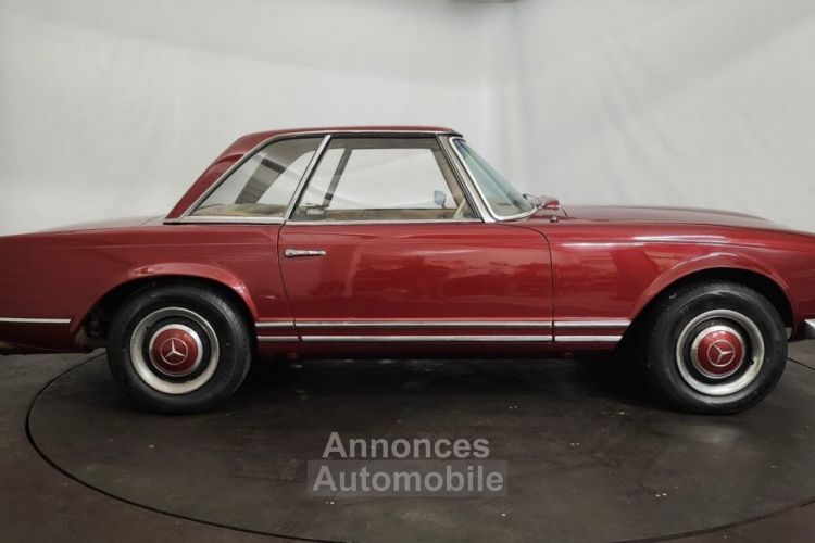 Mercedes 230 SL Pagode - <small></small> 47.500 € <small>TTC</small> - #38