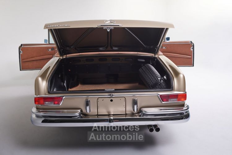Mercedes 280 Coupé - <small></small> 329.000 € <small>TTC</small> - #23