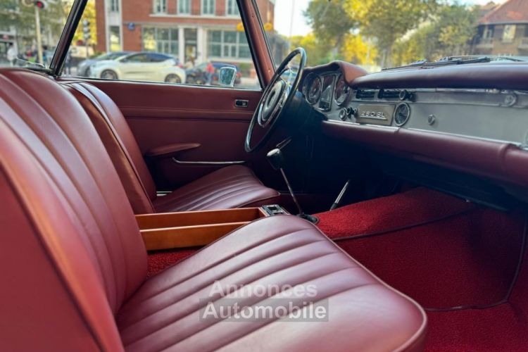 Mercedes 280 Mercedes Classe SL CABRIOLET CALIFORNIA BOITE MECANIQUE 5 RAPPORTS - <small></small> 79.990 € <small>TTC</small> - #15