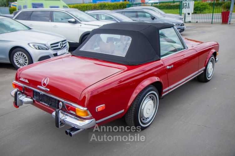 Mercedes 280 SL Pagoda Automaat - OLDTIMER - HISTORIEK - CABRIO - LEDER - RADIO - <small></small> 71.999 € <small>TTC</small> - #7