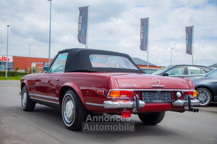 Mercedes 280 SL Pagoda Automaat - OLDTIMER - HISTORIEK - CABRIO - LEDER - RADIO - <small></small> 71.999 € <small>TTC</small> - #9