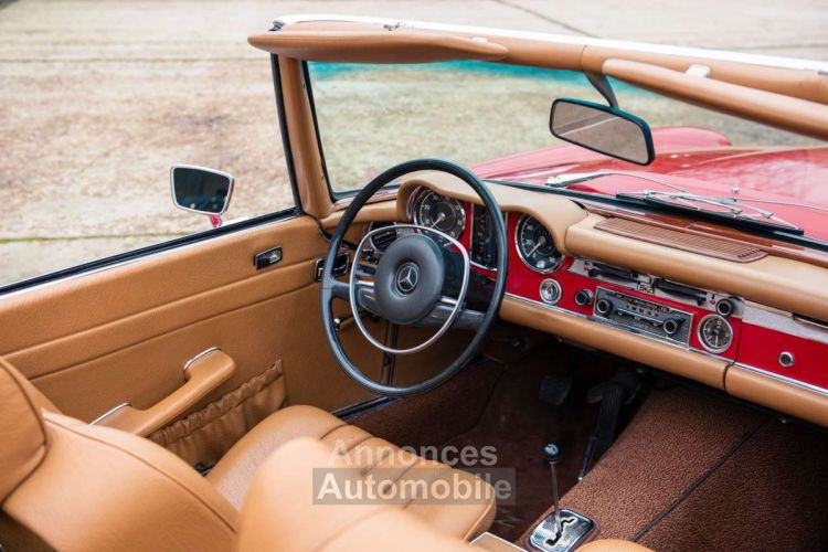 Mercedes 280 SL Pagoda W113 | DETAILED HISTORY AUTOMATIC - <small></small> 79.900 € <small>TTC</small> - #27