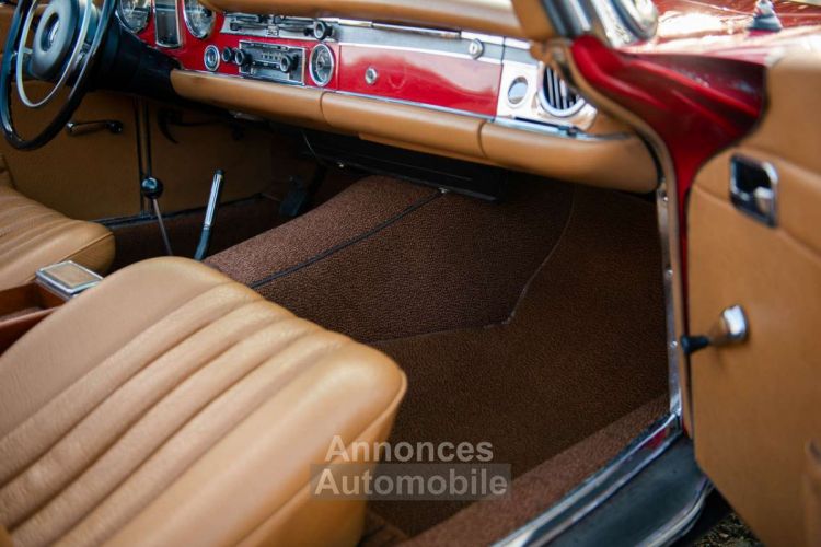 Mercedes 280 SL Pagoda W113 | DETAILED HISTORY AUTOMATIC - <small></small> 79.900 € <small>TTC</small> - #29
