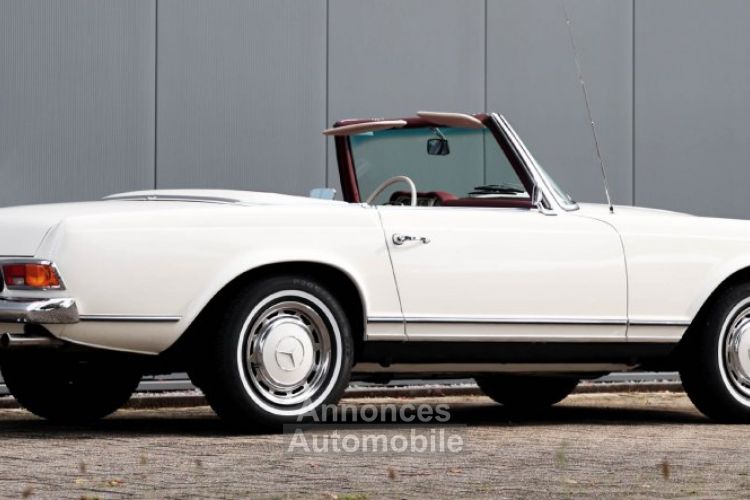 Mercedes 280 sl pagoda W113 2800 cc inline 6 cilinder 168 bhp - <small></small> 119.400 € <small>TTC</small> - #1