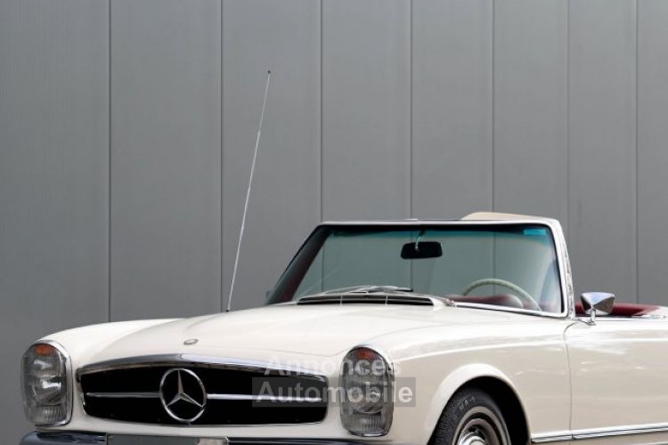 Mercedes 280 sl pagoda W113 2800 cc inline 6 cilinder 168 bhp - <small></small> 119.400 € <small>TTC</small> - #21