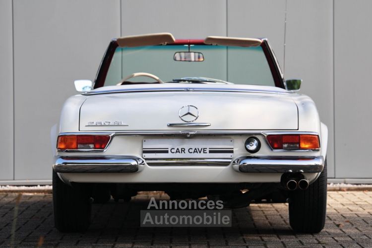 Mercedes 280 sl pagoda W113 2800 cc inline 6 cilinder 168 bhp - <small></small> 119.400 € <small>TTC</small> - #31