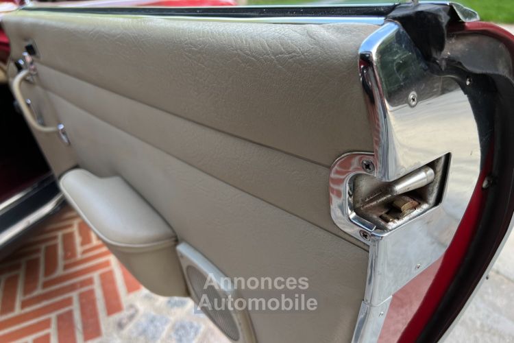 Mercedes 280 SL PAGODE Avec Historique 3eme Main Etat D'origne Exceptionnel mecanique restaure - <small></small> 125.000 € <small></small> - #57