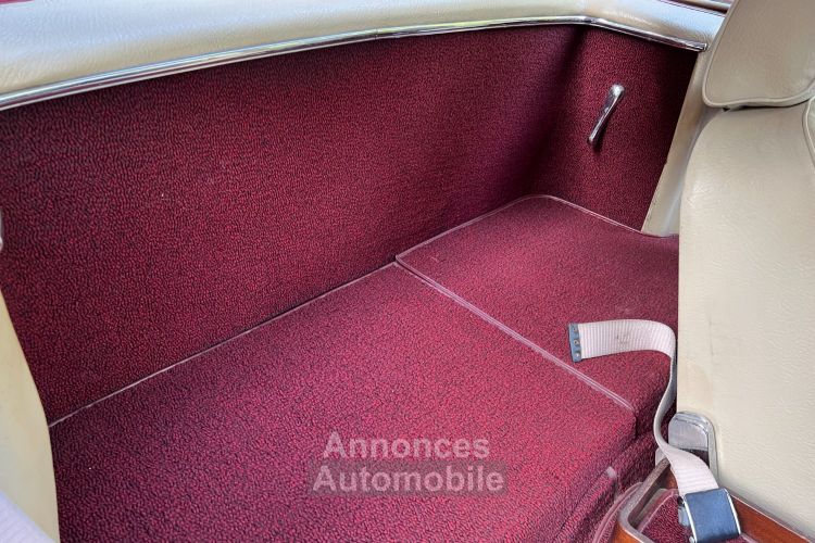 Mercedes 280 SL PAGODE Avec Historique 3eme Main Etat D'origne Exceptionnel mecanique restaure - <small></small> 125.000 € <small></small> - #60