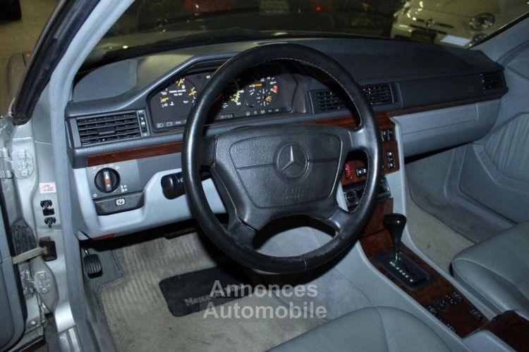 Mercedes 300 -benz - <small></small> 26.800 € <small>TTC</small> - #4