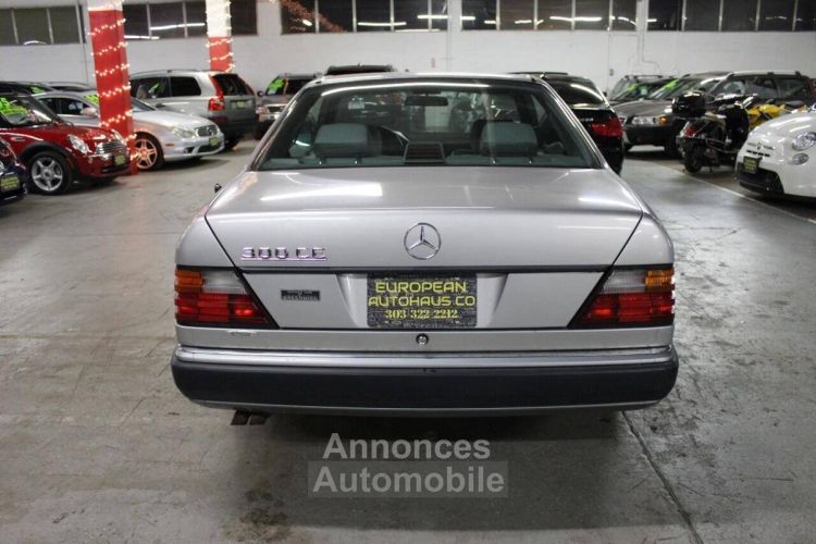 Mercedes 300 -benz - <small></small> 26.800 € <small>TTC</small> - #19