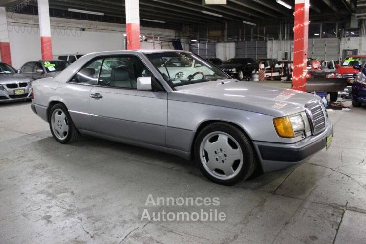 Mercedes 300 -benz - <small></small> 26.800 € <small>TTC</small> - #22