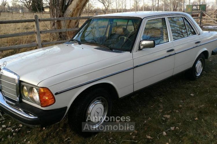 Mercedes 300 -benz 300d diesel  - <small></small> 16.000 € <small>TTC</small> - #1