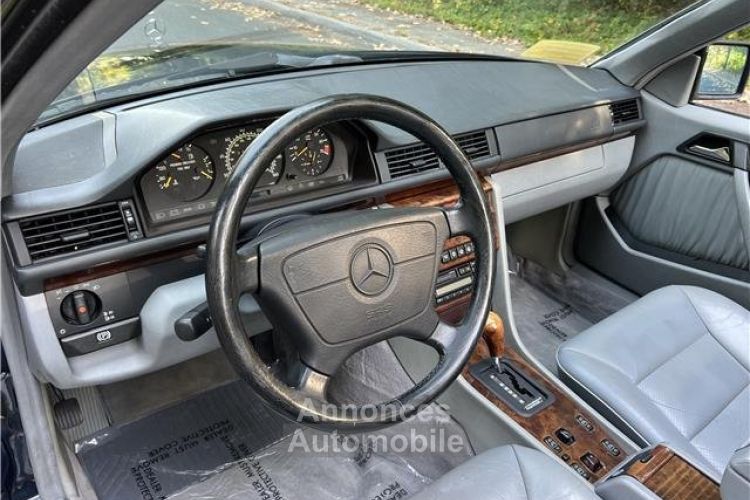 Mercedes 300 300-Series  - <small></small> 29.000 € <small>TTC</small> - #18