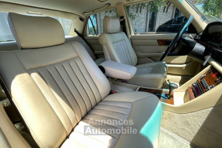 Mercedes 300 300-Series  - <small></small> 19.000 € <small>TTC</small> - #13