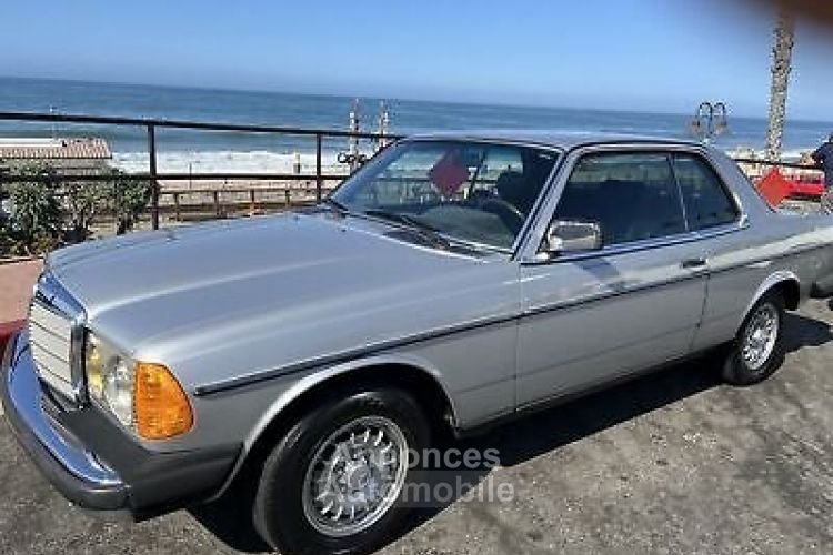 Mercedes 300 300-Series  - <small></small> 33.000 € <small>TTC</small> - #1