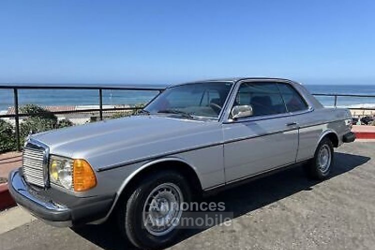 Mercedes 300 300-Series  - <small></small> 33.000 € <small>TTC</small> - #3