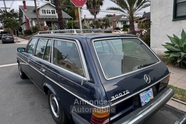 Mercedes 300 300-Series  - <small></small> 21.000 € <small>TTC</small> - #3