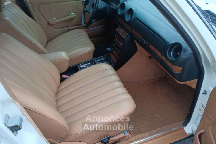 Mercedes 300 300-Series  - <small></small> 27.700 € <small>TTC</small> - #24