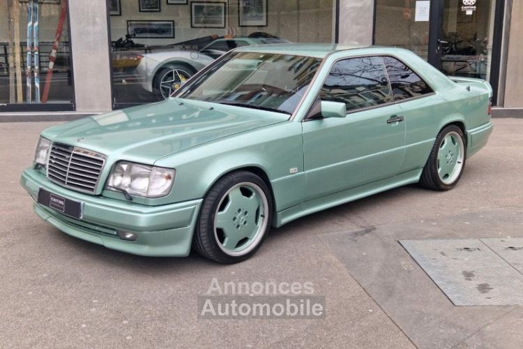 Mercedes 300 300CE-24 3.4 AMG W124 // CRYSTAL GREEN - <small></small> 95.000 € <small>TTC</small> - #1