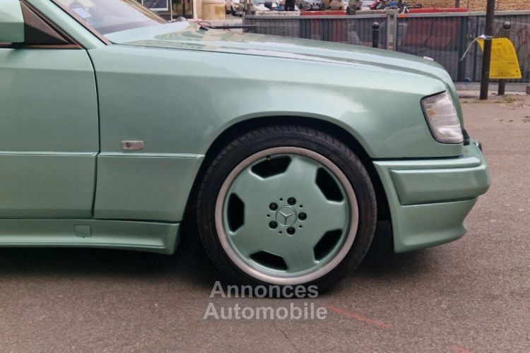 Mercedes 300 300CE-24 3.4 AMG W124 // CRYSTAL GREEN - <small></small> 95.000 € <small>TTC</small> - #2
