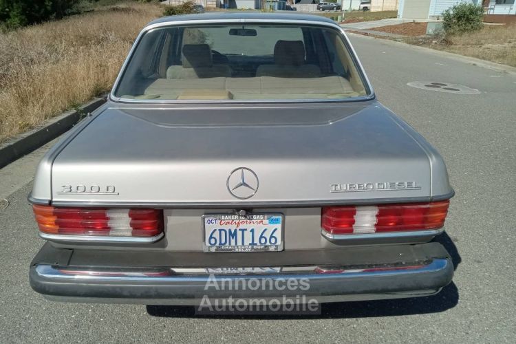 Mercedes 300 300d diesel  - <small></small> 16.000 € <small>TTC</small> - #5