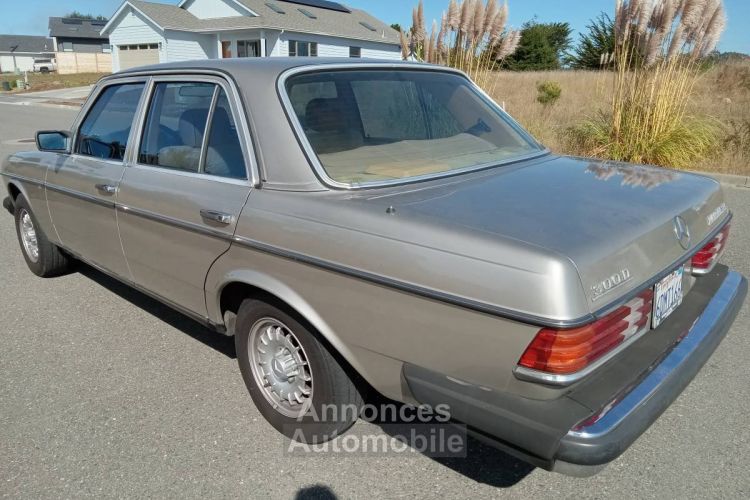 Mercedes 300 300d diesel  - <small></small> 16.000 € <small>TTC</small> - #6