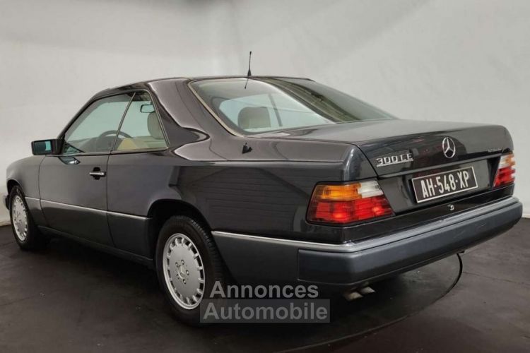 Mercedes 300 CE - <small></small> 17.500 € <small>TTC</small> - #2