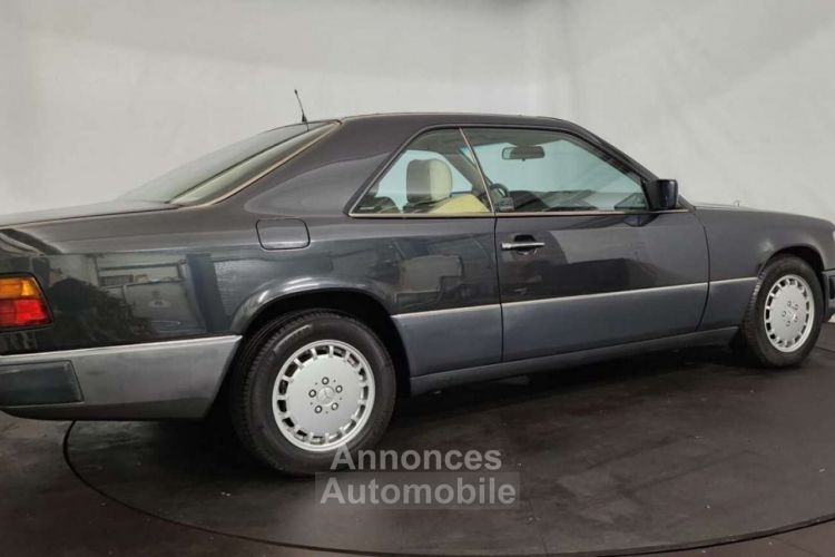 Mercedes 300 CE - <small></small> 17.500 € <small>TTC</small> - #4