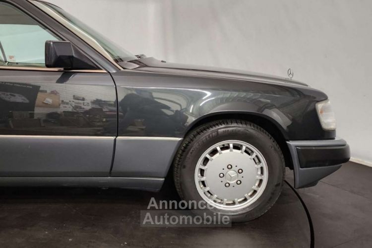 Mercedes 300 CE - <small></small> 17.500 € <small>TTC</small> - #12