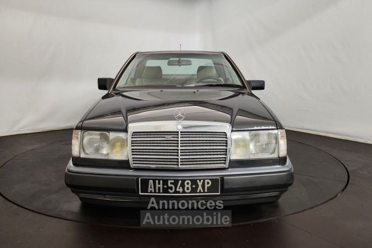 Mercedes 300 CE - <small></small> 17.500 € <small>TTC</small> - #6