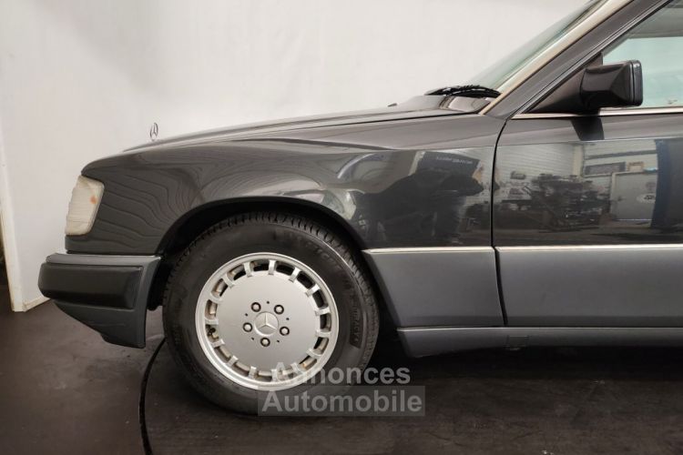 Mercedes 300 CE - <small></small> 17.500 € <small>TTC</small> - #9